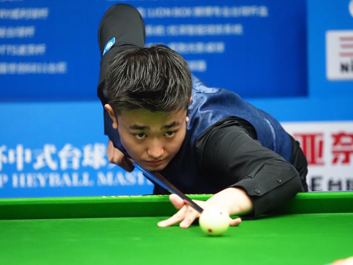 校园篮球发 校园篮球发